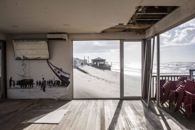 Praia da Vieira depois da Kristin: Verão ameno e ainda muitos estragos por pagar