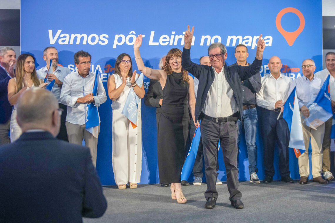 Oito renúncias e desfiliações em seis meses: a dança nas câmaras e assembleias da região