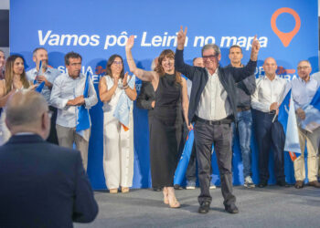 Oito renúncias e desfiliações em seis meses: a dança nas câmaras e assembleias da região