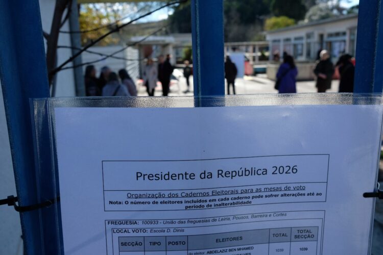 António José Seguro vence em 11 dos 16 concelhos do distrito