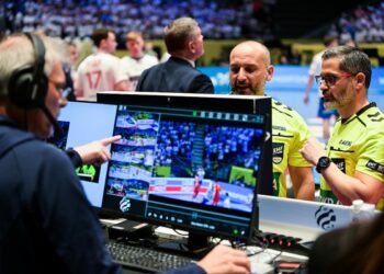 Árbitros de Pombal dirigem hoje jogo entre Suécia e Croácia no Europeu de Andebol