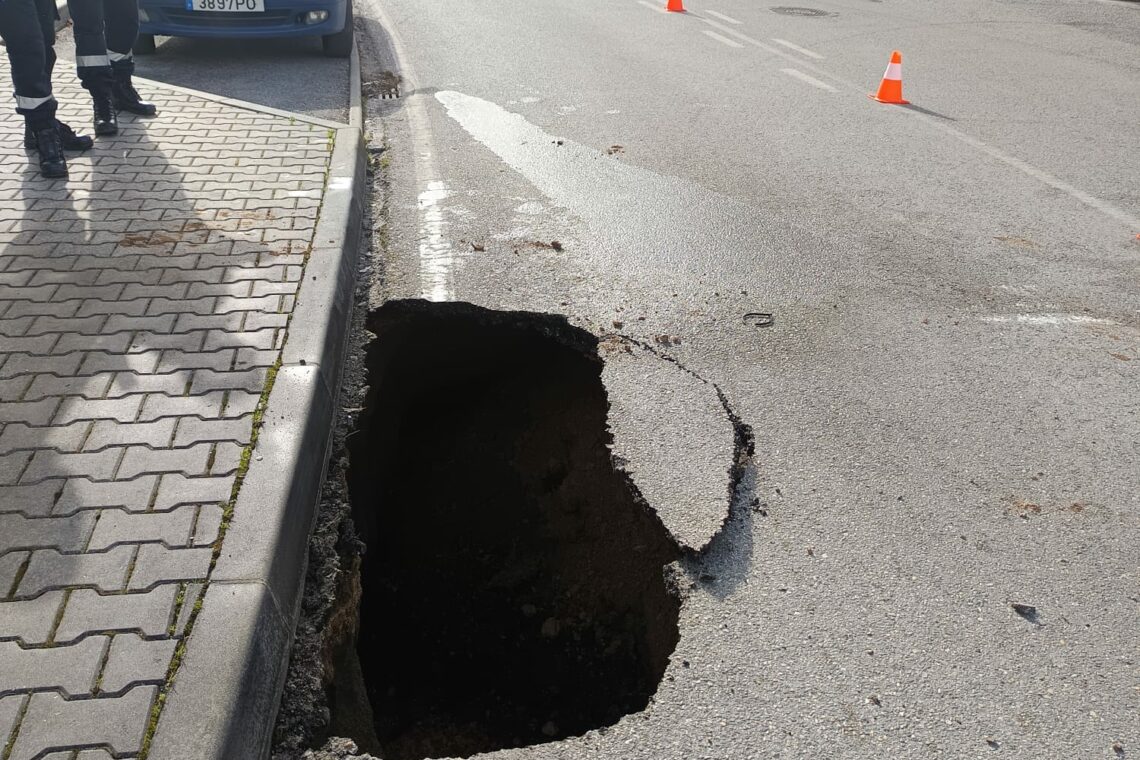 Circulação rodoviária cortada entre a Rua da Barreta e a Rua Quinta de São Romão