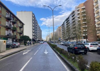 Trabalhos na iluminação pública condicionam trânsito na Avenida Marquês de Pombal