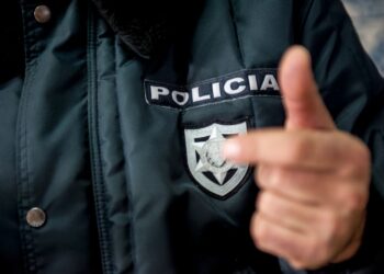 Polícia esfaqueado à porta da esquadra da PSP nos Marrazes