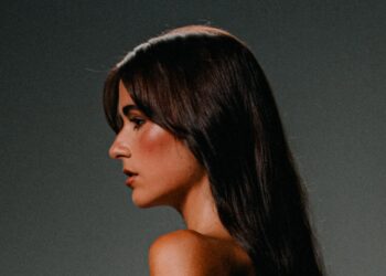Agenda: Carolina de Deus, Cuca Roseta, sunset no “castelo”, ópera em Óbidos e o festival Pica Ponto