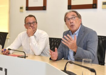 Leiria celebra 50 anos do poder local com debates, concerto, livro e homenagens