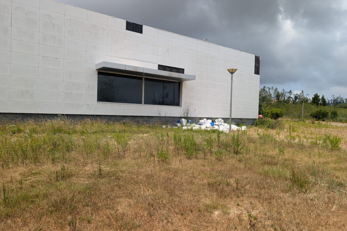 Estado actual daquelas que foram das mais importantes termas da região não deixa ninguém indiferente