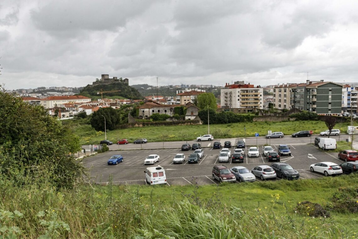 O imóvel, com zonas que remontam ao século XVII, está há décadas desocupado