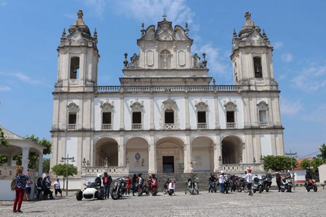 Cortejo percorreu principais ruas das paróquias