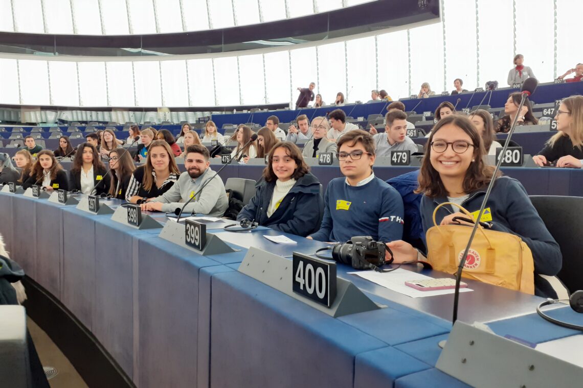 Jovens de Leiria estiveram em Estrasburgo a participar no Euroscola