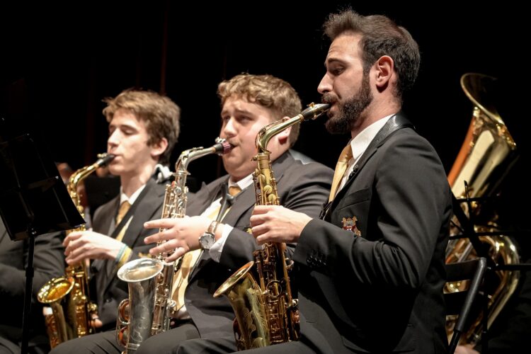 Momento da actuação da Orquestra de Sopros de Ourém num concerto recente no TMO