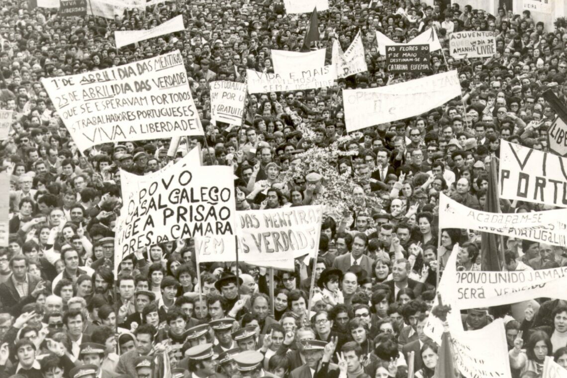 Na Marinha Grande, tal como na região, a revolução só saiu à rua no dia 26 de Abril