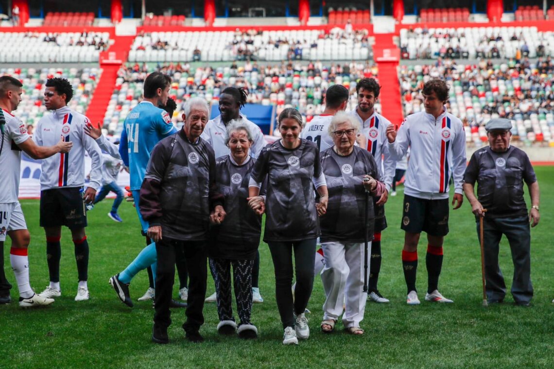União de Leiria vence no dia em que convidou idosos do concelho a assistir ao jogo