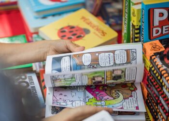 A literatura infantil e os encontros com escolas ocupam um lugar central nesta edição