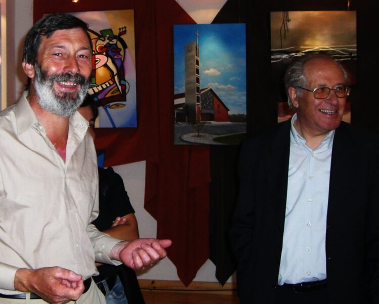 Adelino Gaspar (à esqª na foto) esteve também ligado ao teatro, como lembra o TASE