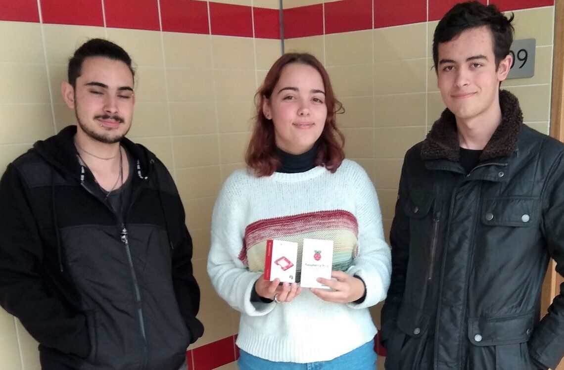 Agrupamento de Escolas da Batalha no espaço