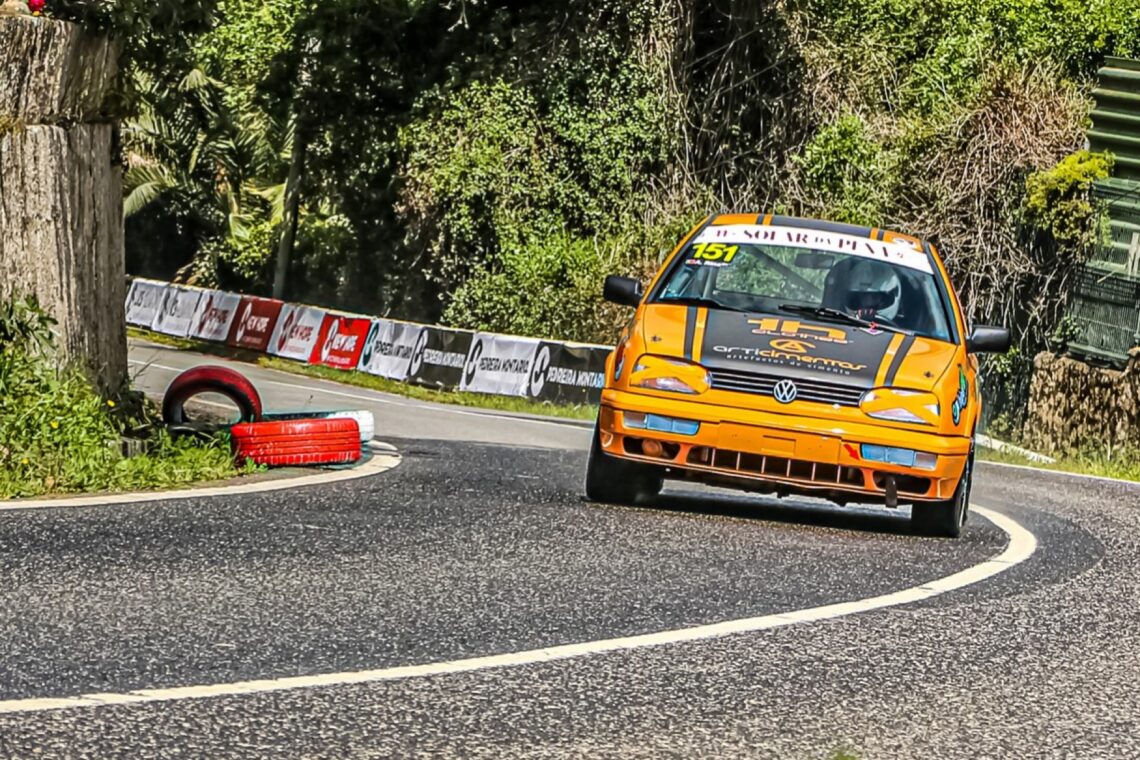 Alexandra Rino compete em ‘Legends’ com um Volkswagen de 1992