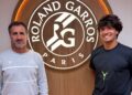 André Lopes (à esquerda) com Henrique Rocha, no Roland Garros, em Maio