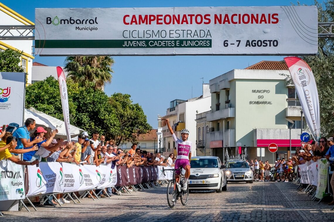 António Morgado fez a dobradinha nos Campeonato Nacionais de Estrada em juniores
