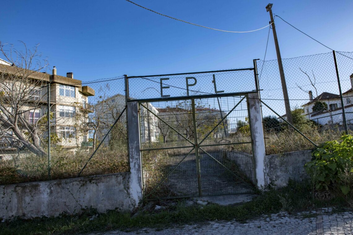 Lentidão na assinatura de protocolo atrasa habitação a custos acessíveis