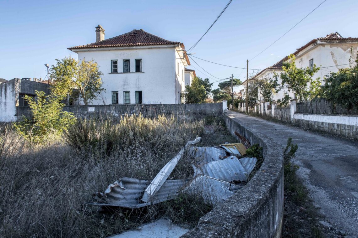 Lentidão na assinatura de protocolo atrasa habitação a custos acessíveis