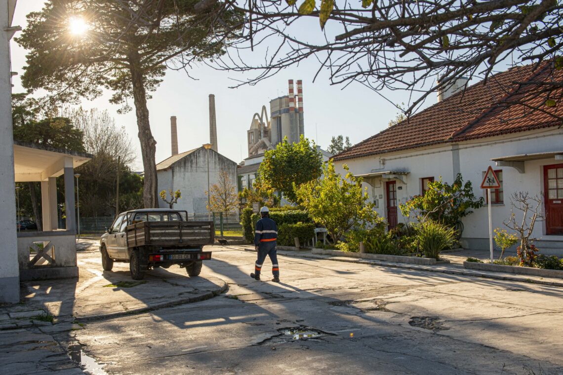 O bairro é constituído por cerca de 70 casas