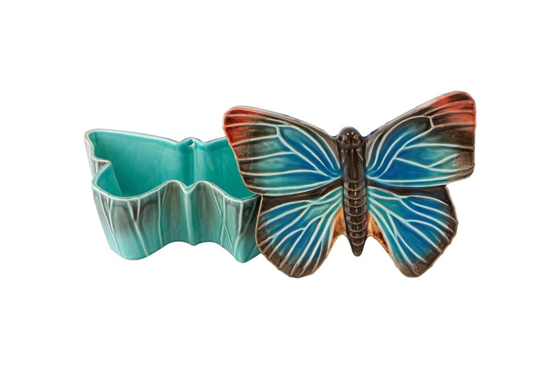 Cloudy Butterflies, a colecção da Bordallo Pinheiro assinada por Claudia Schiffer