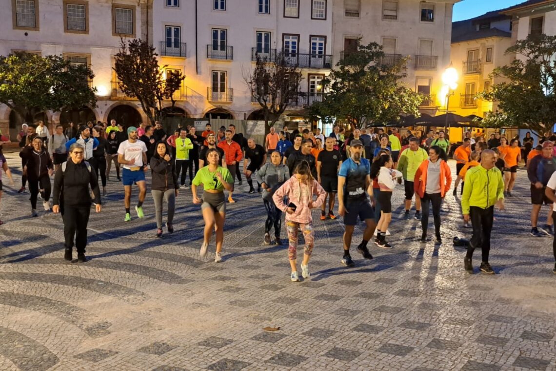 Praça Rodrigues Lobo acolheu celebração do aniversário das Brisas do Lis Night Run