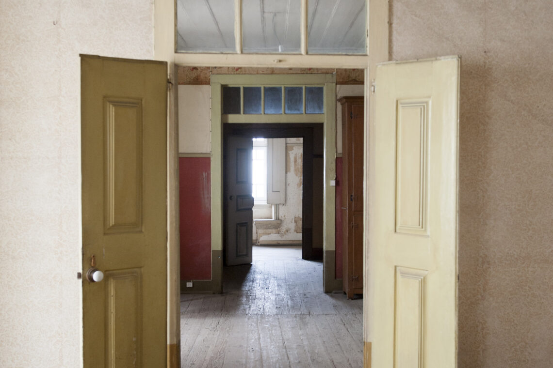 Casa do Arco e antigo Grémio Literário mudam de mãos e serão devolvidos à cidade