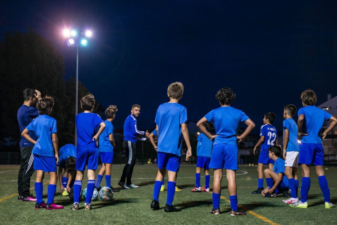 Nas academias de futebol criam-se laços e amizades que “ficam para a vida”