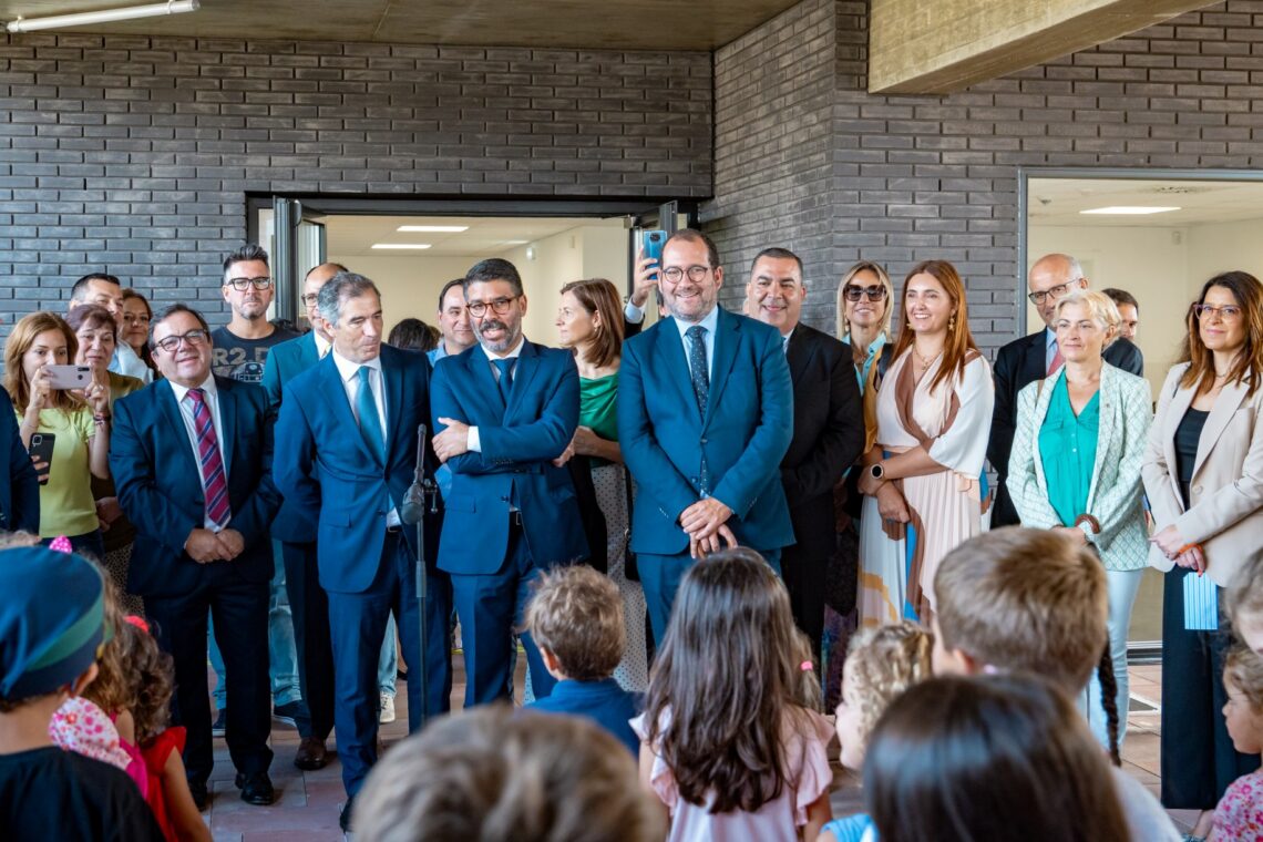 Edifício tem capacidade para acolher 150 crianças