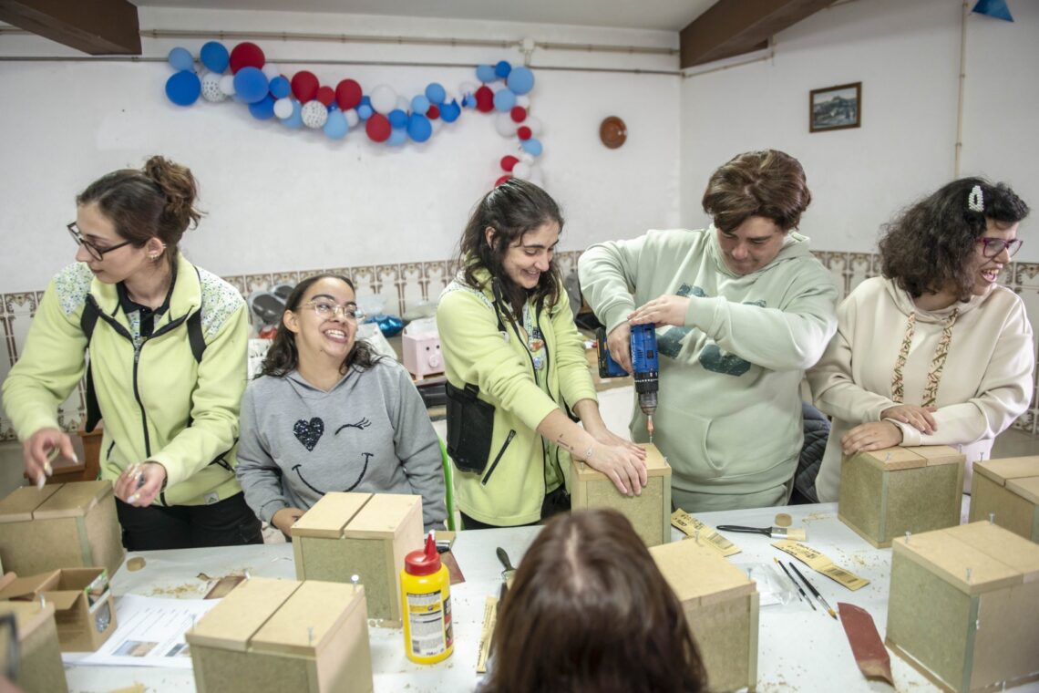 Cercilei participou em actividade no Leroy Merlin