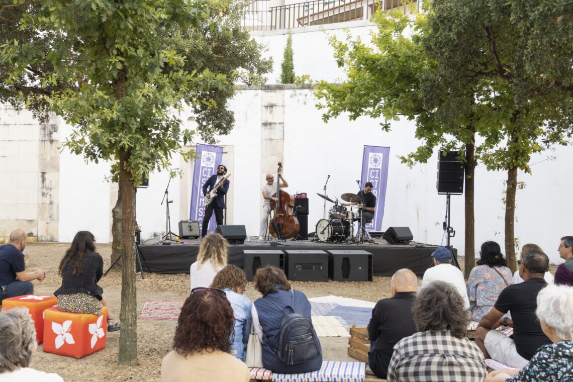 Branco Toca Marco Paulo é o novo projecto do artista que homenageia o icônico músico português