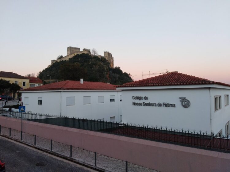 Colégio Nossa Senhora de Fátima distinguido com grau ouro, por ocasião do seu centenário
