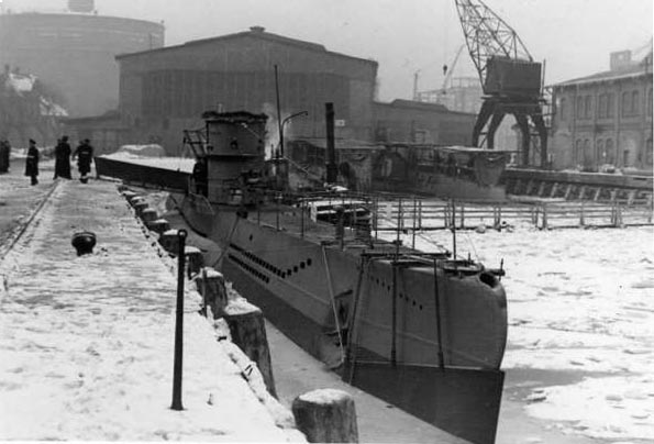 Das Boot – A odisseia do submarino U-963 na onda da Nazaré