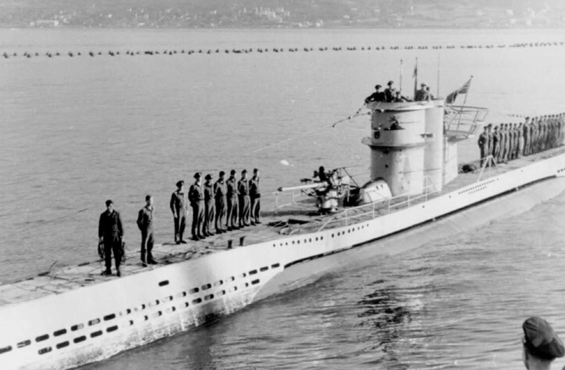 Das Boot – A odisseia do submarino U-963 na onda da Nazaré