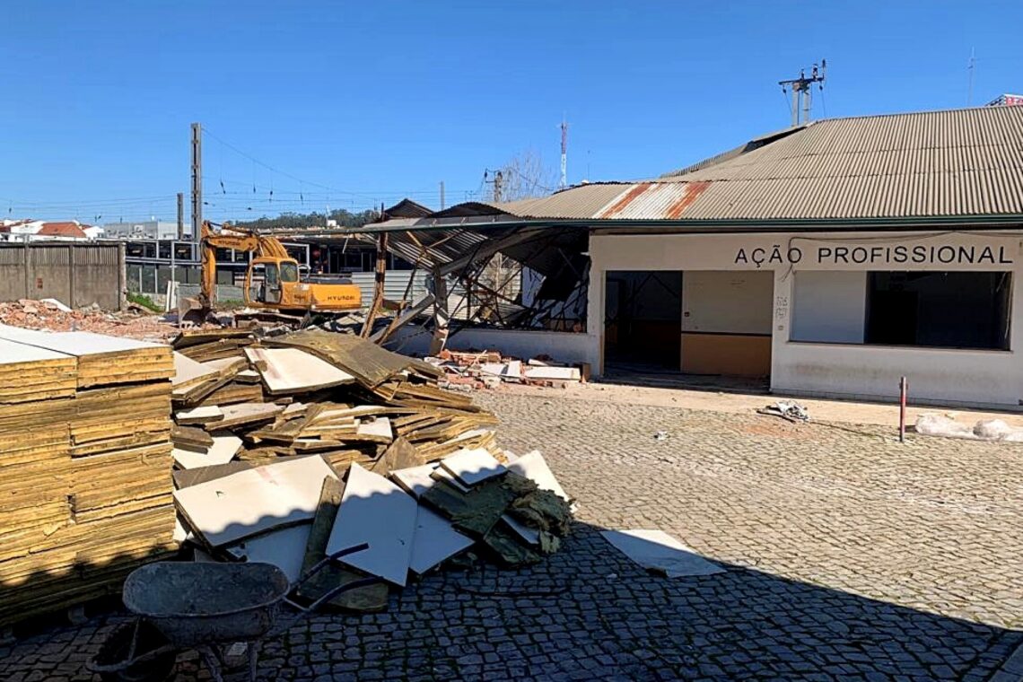 Trabalhos começaram com a demolição das antigas instalações do centro de formação da Cercipom