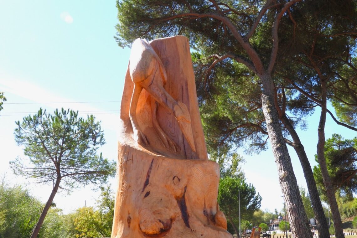 Escultor Zé Justino autor de parte das obras de arte no Parque Verde do Açude