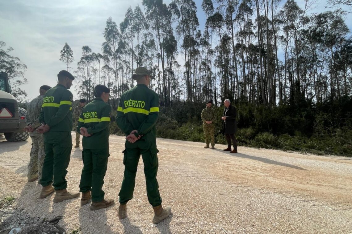 Militares terminaram a primeira fase da obra