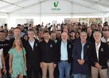 Colaboradores e família foram convidados para a apresentação da nova designação