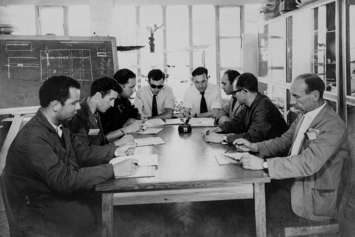 Reunião de trabalho na empresa Aníbal H. Abrantes