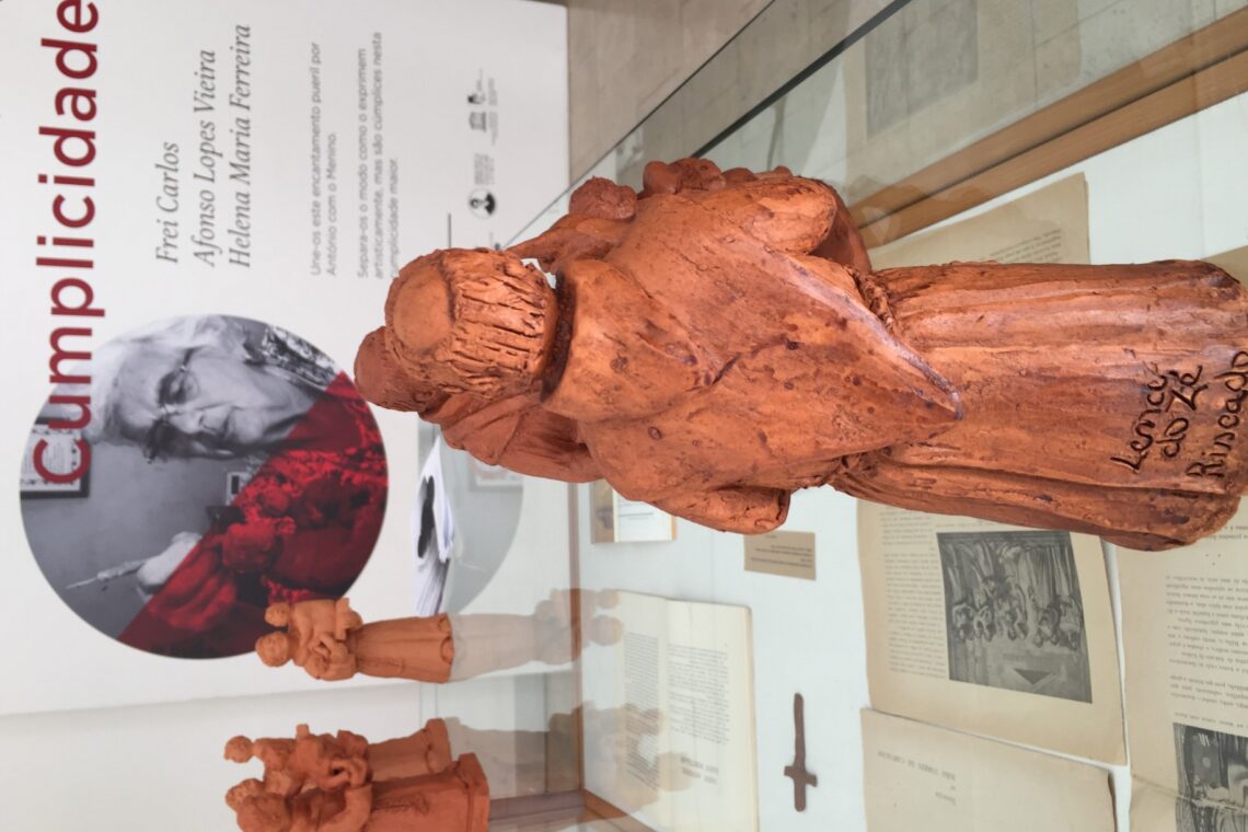 Exposição "Cumplicidades"