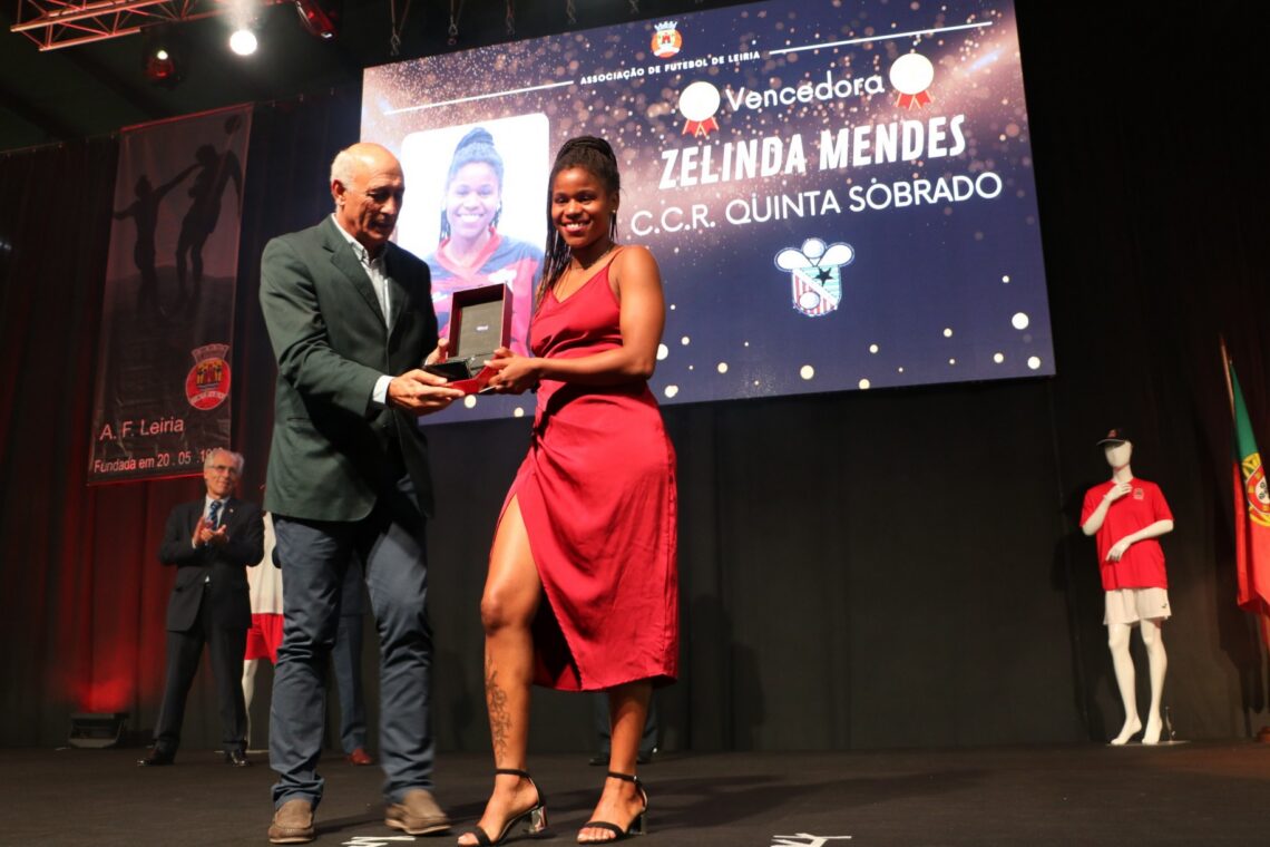 Zelinda Mendes, Quinta do Sobrado, foi distinguida como melhor jogadora de futsal do distrito