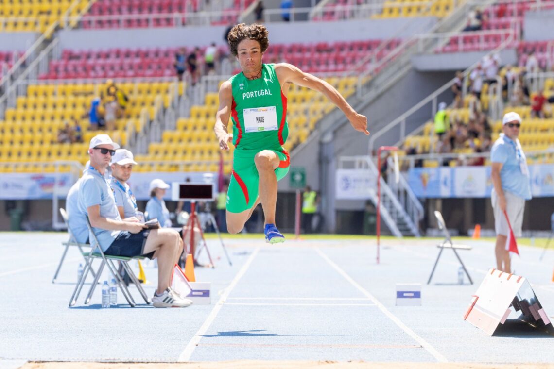 João Matos compete hoje no triplo salto