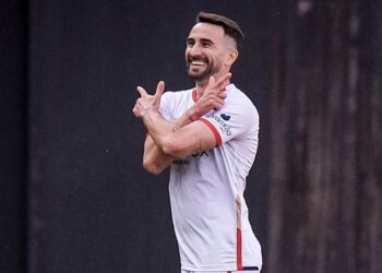 Juan Muñoz renova por dois anos