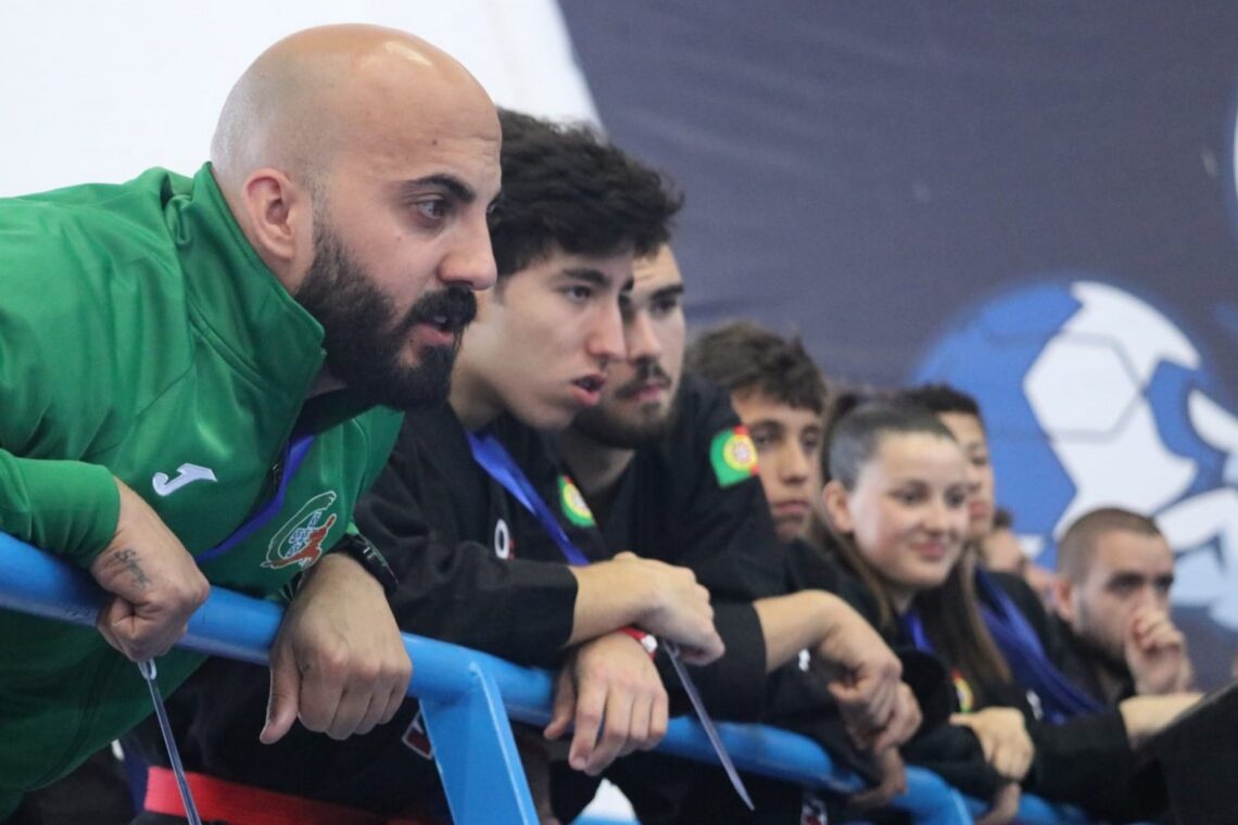 Marco Carvalho é campeão mundial de kempo. Beatriz Matos brilha na estreia com prata