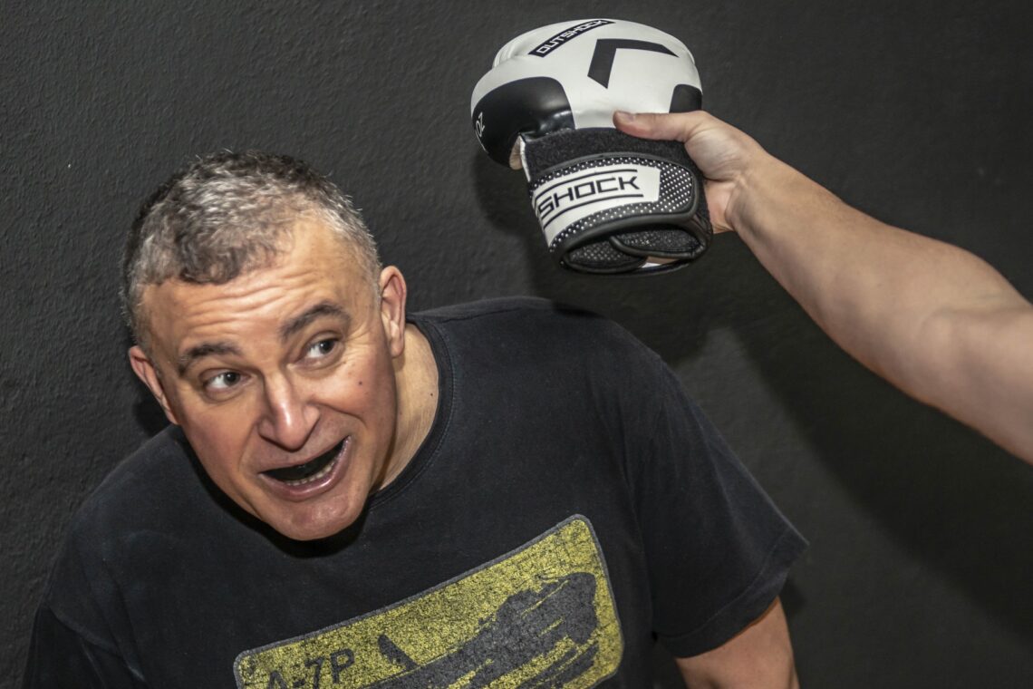 Vale tudo, mas mesmo tudo, no krav maga