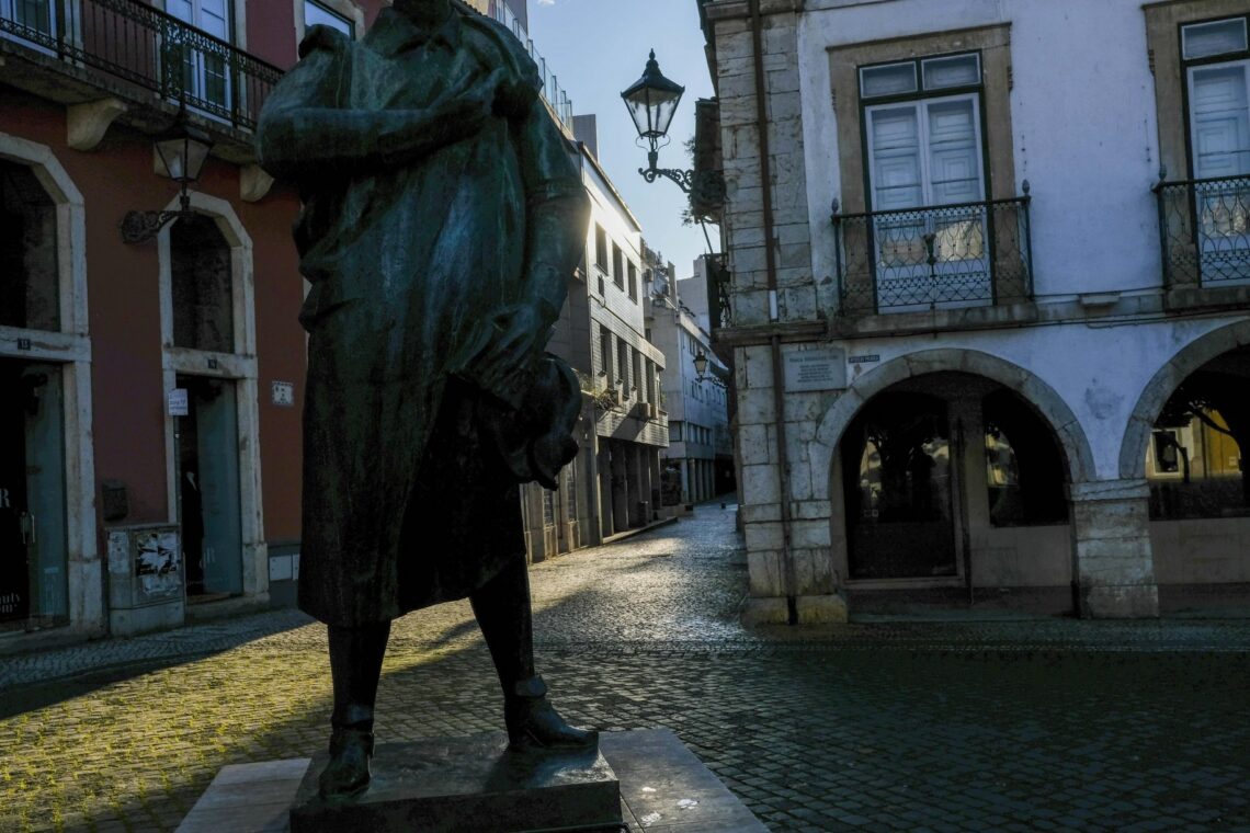 A cidade estava deserta…