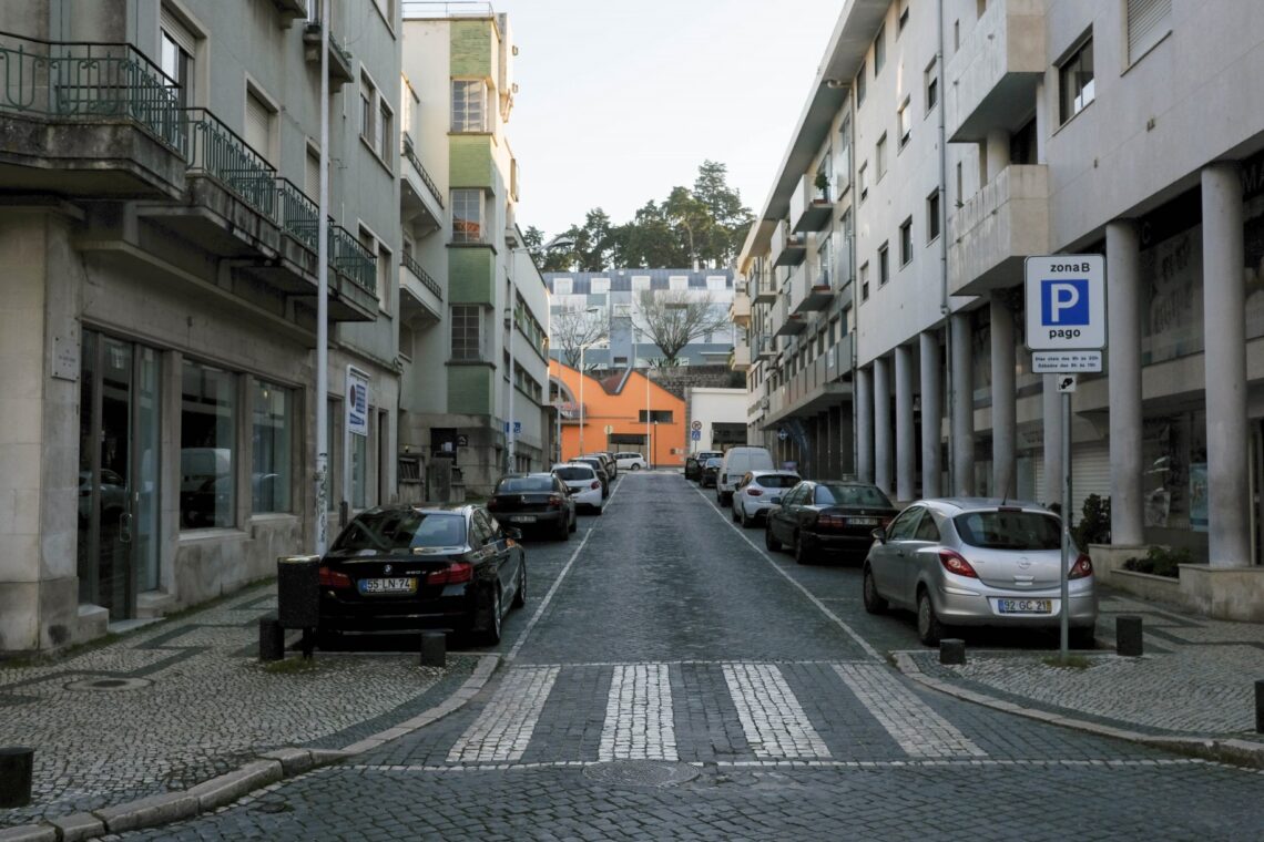 A cidade estava deserta…