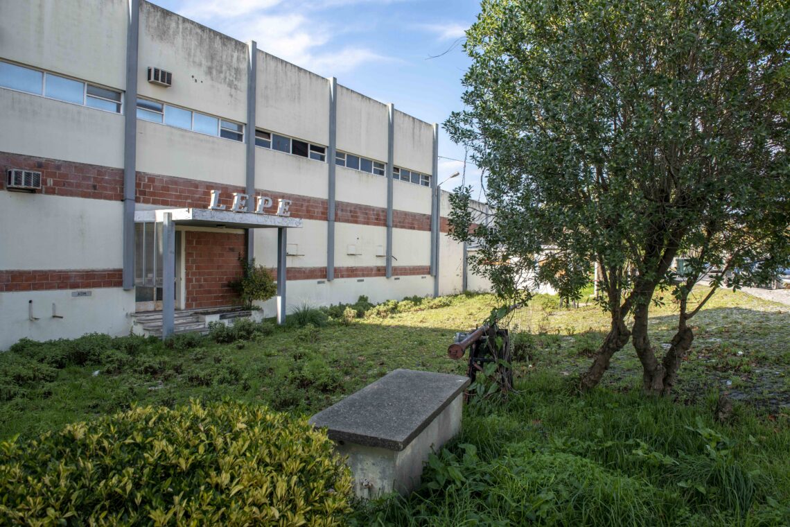 Habitação, hotelaria e comércio são esperança para fábricas abandonadas